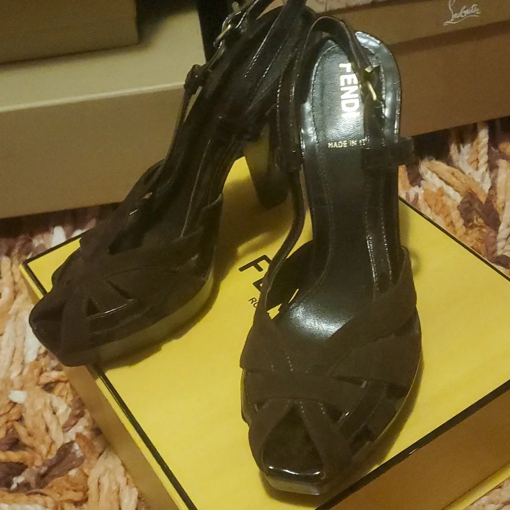 Fendi Heels Brown NEW